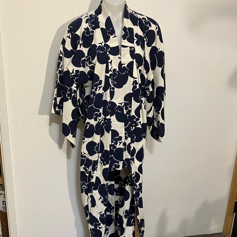 Kimono Traditional Vintage Yukata fabric all hand sewn cotton kimono without obi